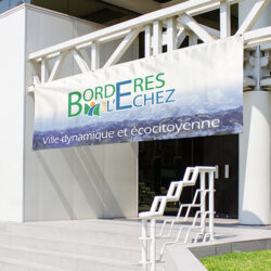 Banderole PVC pour signalisation et promotion d'événements sportifs